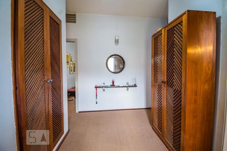 Hall de Entrada Sala de casa à venda com 4 quartos, 440m² em Jardim Guanabara, Campinas