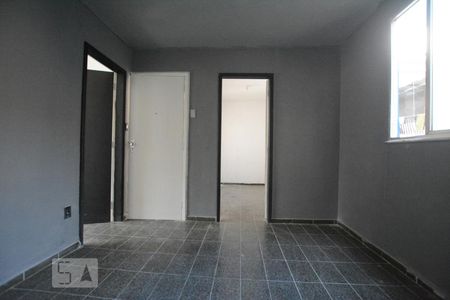 Sala de casa para alugar com 2 quartos, 60m² em Braz de Pina, Rio de Janeiro
