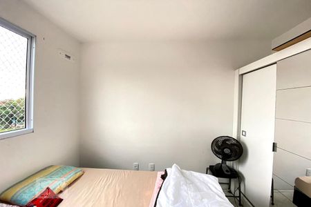 Quarto 1 de apartamento à venda com 2 quartos, 40m² em Feitoria, São Leopoldo