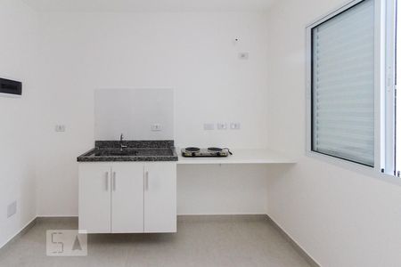 Cozinha de kitnet/studio para alugar com 1 quarto, 21m² em Tatuapé, São Paulo