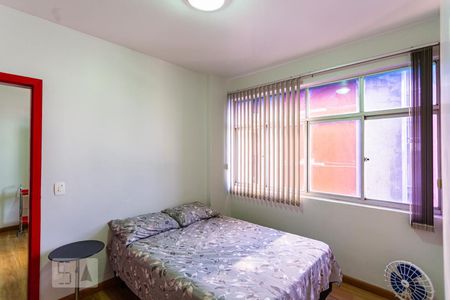 Suíte de apartamento para alugar com 1 quarto, 60m² em Lourdes, Belo Horizonte