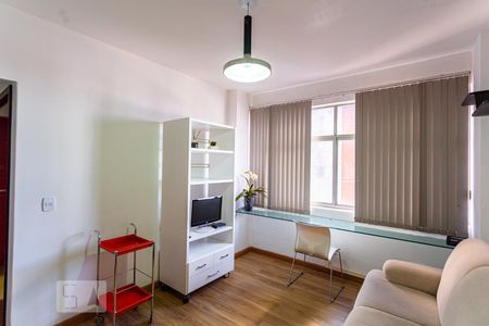 Sala de apartamento para alugar com 1 quarto, 60m² em Lourdes, Belo Horizonte