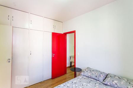 Suíte de apartamento para alugar com 1 quarto, 60m² em Lourdes, Belo Horizonte