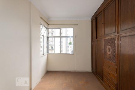 Quarto 2 de apartamento para alugar com 2 quartos, 55m² em Grajaú, Rio de Janeiro