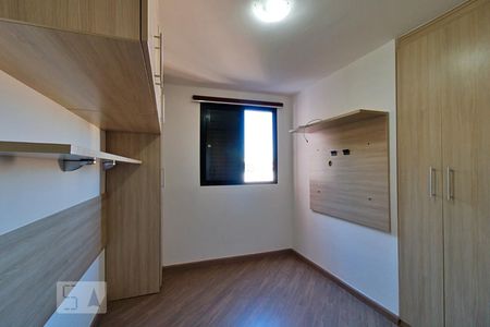 Quarto 1 de apartamento para alugar com 2 quartos, 58m² em Jardim Taboao, São Paulo