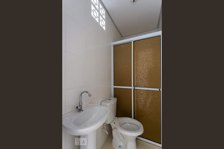 Banheiro de kitnet/studio à venda com 1 quarto, 16m² em Rio Pequeno, São Paulo