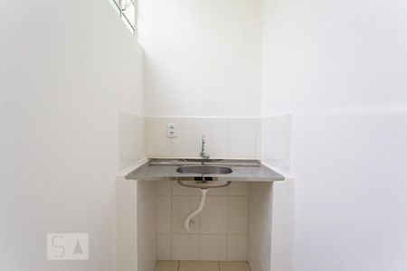 Cozinha de kitnet/studio à venda com 1 quarto, 16m² em Rio Pequeno, São Paulo