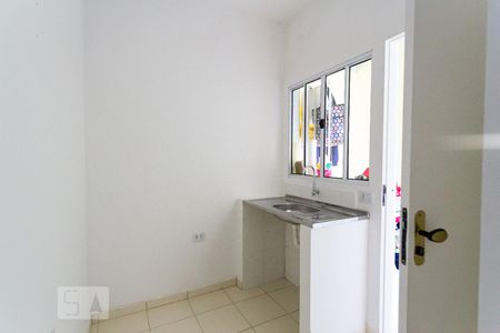 Cozinha de kitnet/studio à venda com 1 quarto, 16m² em Vila Butantã, São Paulo