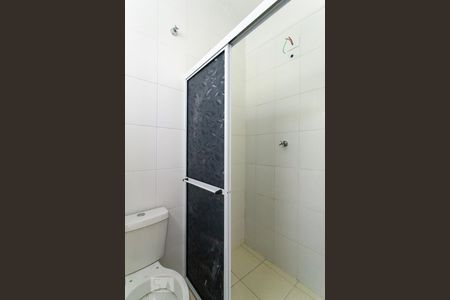 Banheiro de kitnet/studio à venda com 1 quarto, 16m² em Vila Butantã, São Paulo