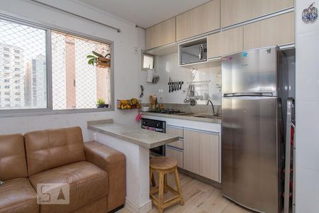 Sala / Cozinha de kitnet/studio à venda com 1 quarto, 30m² em Campos Elíseos, São Paulo