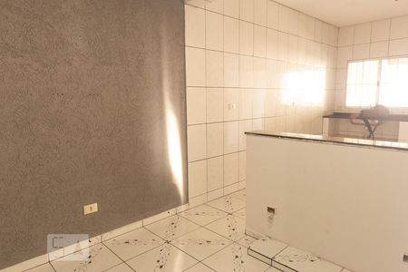 Sala de casa para alugar com 2 quartos, 80m² em Jardim Colibri, Cotia