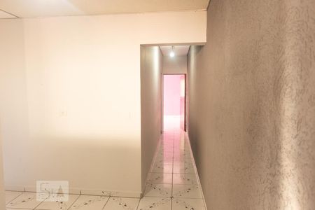 Sala de casa para alugar com 2 quartos, 80m² em Jardim Colibri, Cotia