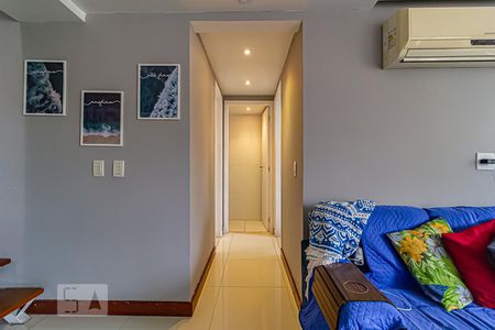 Corredor de apartamento à venda com 3 quartos, 180m² em Freguesia (jacarepaguá), Rio de Janeiro