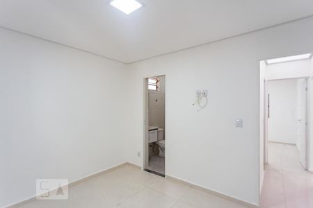 Suíte de casa para alugar com 2 quartos, 70m² em Bonfim, Osasco