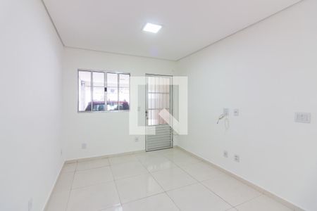 Sala de casa à venda com 2 quartos, 70m² em Bonfim, Osasco