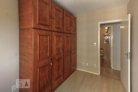 Quarto1 de apartamento para alugar com 2 quartos, 59m² em Itanhangá, Rio de Janeiro