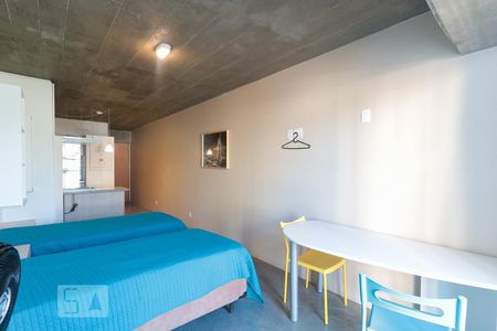 Quarto de kitnet/studio para alugar com 1 quarto, 30m² em Vila Indiana, São Paulo