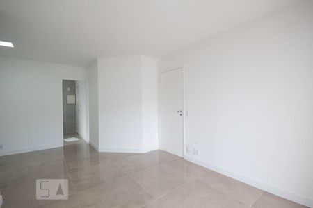 Sala de apartamento à venda com 3 quartos, 82m² em Umuarama, Osasco