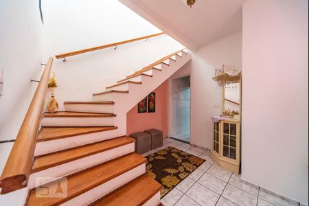 Hall da Escada de casa à venda com 4 quartos, 290m² em Jardim Stella, Santo André