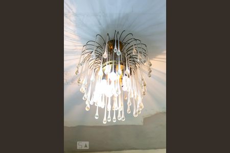 Detalhe de casa à venda com 2 quartos, 400m² em Jardim Peri Peri, São Paulo