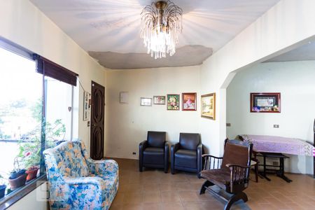 Sala de casa à venda com 2 quartos, 400m² em Jardim Peri Peri, São Paulo