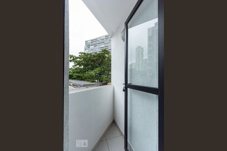 varanda de kitnet/studio para alugar com 1 quarto, 35m² em Vila Nova Conceição, São Paulo