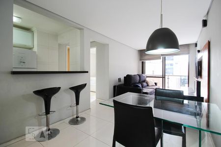 Sala de apartamento para alugar com 1 quarto, 45m² em Itaim Bibi, São Paulo