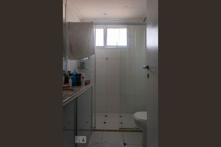 Apartamento à venda com 185m², 3 quartos e 3 vagas Apartamento à venda com 185m², 3 quartos e 3 vagasBanheiro Suíte 1