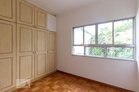 Quarto 2 de apartamento para alugar com 2 quartos, 76m² em Botafogo, Rio de Janeiro