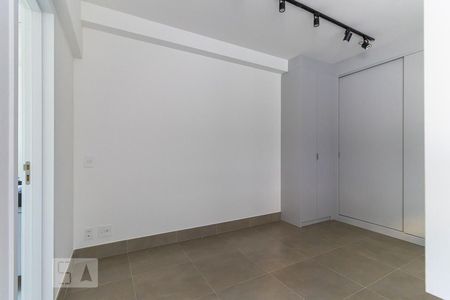 Studio - Quarto de kitnet/studio para alugar com 1 quarto, 39m² em Centro, Campinas