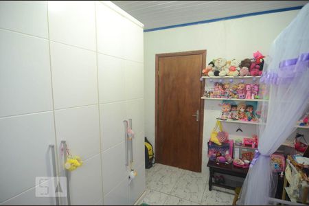 Quarto 1 de casa à venda com 3 quartos, 200m² em Guajuviras, Canoas