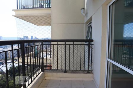 Varanda de apartamento para alugar com 1 quarto, 68m² em Jardim Tupanci, Barueri