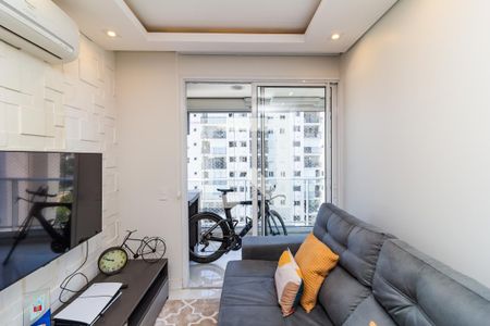 Sala de apartamento à venda com 2 quartos, 55m² em Vila Anastácio, São Paulo