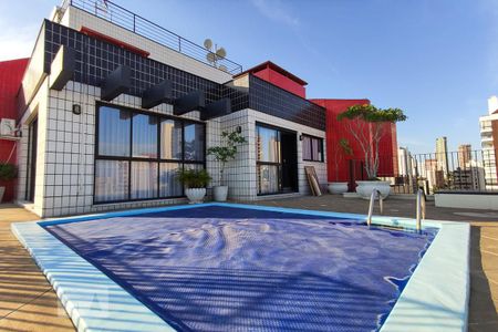 Apartamento à venda com 217m², 2 quartos e 2 vagas Apartamento à venda com 217m², 2 quartos e 2 vagasCobertura piscina