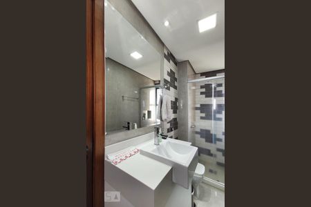 Apartamento à venda com 217m², 2 quartos e 2 vagas Apartamento à venda com 217m², 2 quartos e 2 vagasBanheiro 1