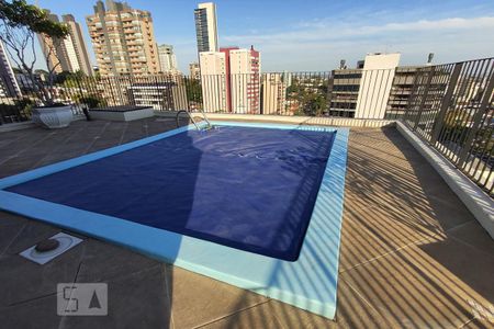 Apartamento à venda com 217m², 2 quartos e 2 vagas Apartamento à venda com 217m², 2 quartos e 2 vagasCobertura piscina