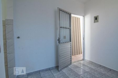 Sala de casa para alugar com 1 quarto, 33m² em Vila Dionisia, São Paulo