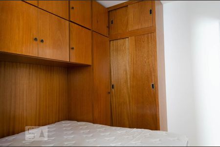 quarto 1 de apartamento para alugar com 2 quartos, 65m² em Vila Celeste, São Paulo