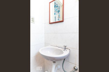 Lavabo de casa à venda com 3 quartos, 140m² em Socorro, São Paulo