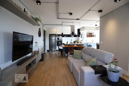 Sala de apartamento para alugar com 2 quartos, 77m² em Alphaville Empresarial, Barueri