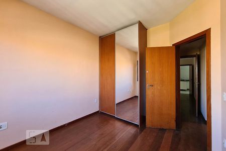 Quarto 1 de casa para alugar com 3 quartos, 150m² em Santa Tereza, Belo Horizonte