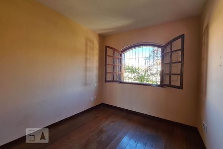Quarto 2 de casa para alugar com 3 quartos, 150m² em Santa Tereza, Belo Horizonte