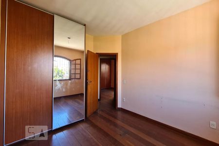 Quarto 1 de casa para alugar com 3 quartos, 150m² em Santa Tereza, Belo Horizonte