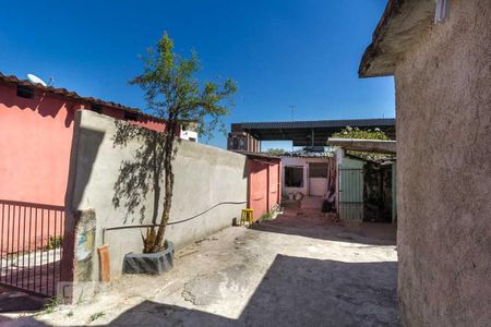 Área Externa de casa à venda com 4 quartos, 640m² em Glória, Belo Horizonte