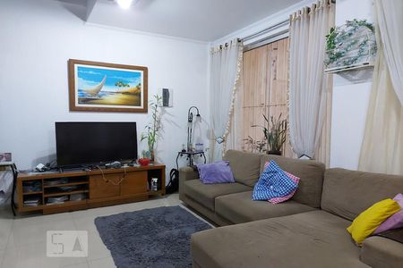 Sala de casa à venda com 3 quartos, 240m² em Bonfim, Osasco