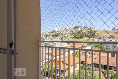 sacada de apartamento para alugar com 3 quartos, 62m² em Jardim Alvorada, Belo Horizonte