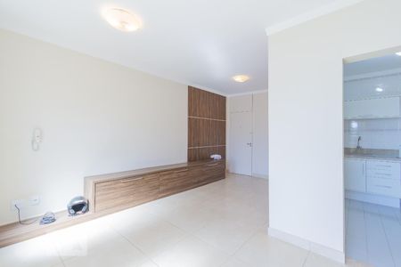 Sala de apartamento para alugar com 3 quartos, 74m² em Jardim das Bandeiras, Campinas