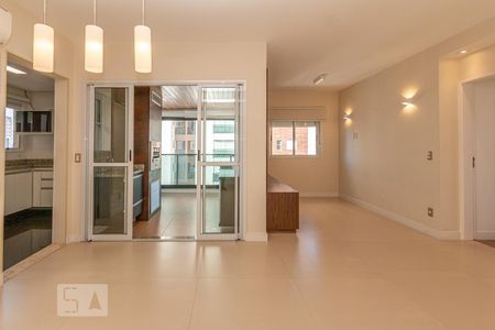 Sala de apartamento para alugar com 2 quartos, 82m² em Jardim Caravelas, São Paulo