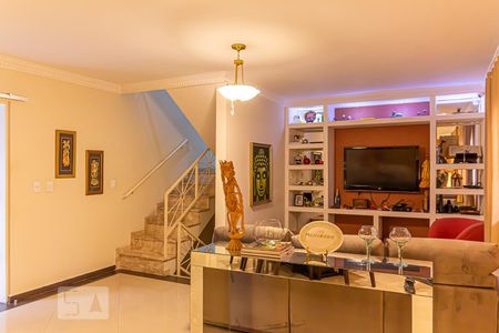 Sala de casa de condomínio à venda com 3 quartos, 165m² em Vila Santo Estéfano, São Paulo