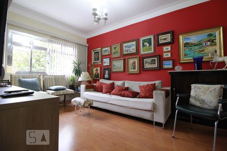 Sala de casa à venda com 4 quartos, 160m² em Ipiranga, São Paulo